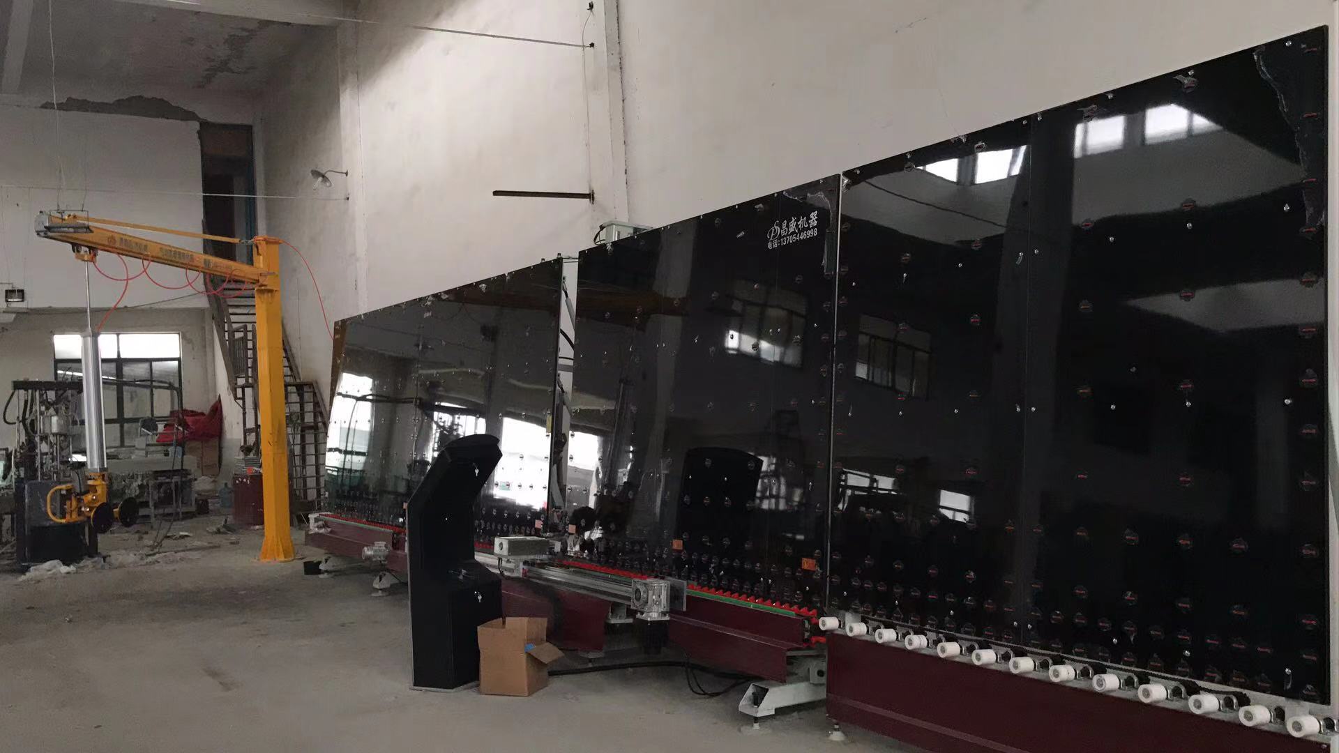 變頻調(diào)速打膠機(jī)性能特點(diǎn)